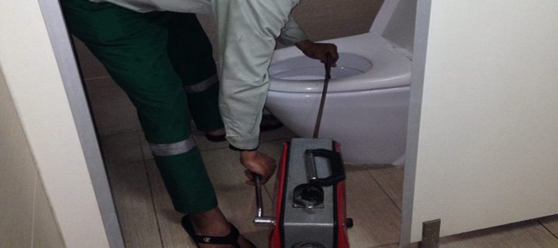 thông tắc bồn cầu tại Hoàn kiếm