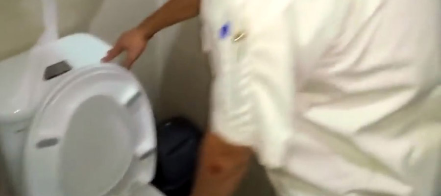 thông tắc bồn cầu tại Thanh Xuân