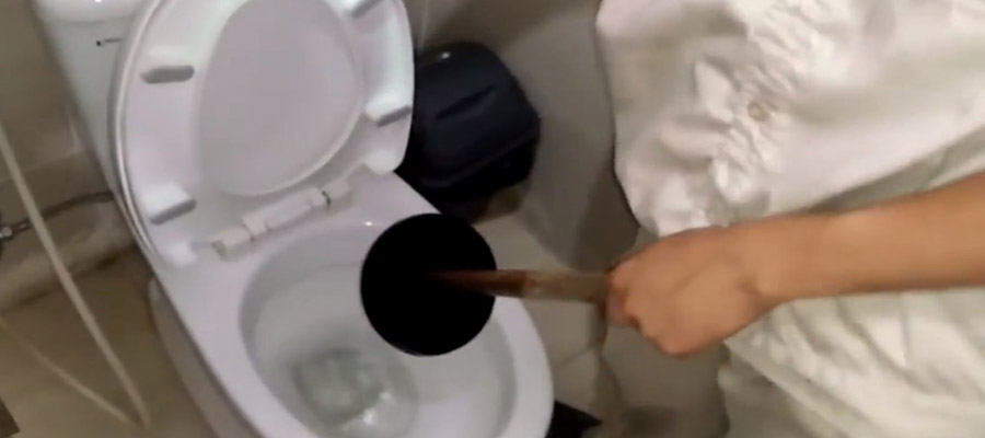 thông taắc bồn cầu tại Mỹ Đình